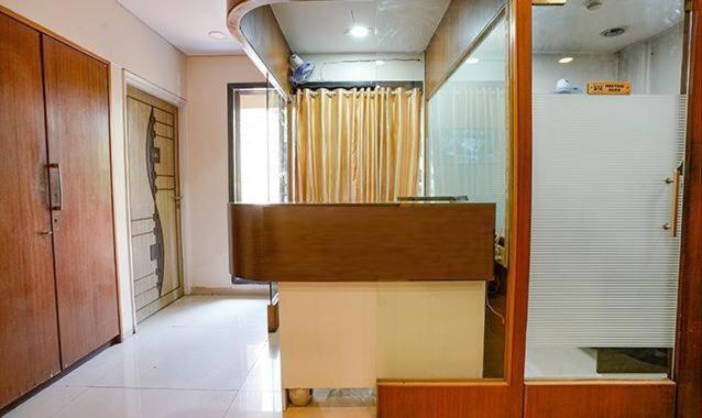 New Prabhu Sharan By Glitz Hotels Navi Mumbai Esterno foto