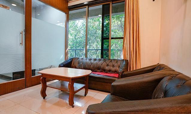 New Prabhu Sharan By Glitz Hotels Navi Mumbai Esterno foto